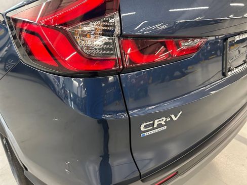 Used 2024 Honda CR-V Sport image 25