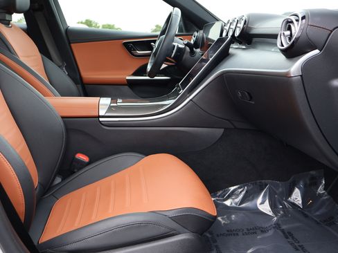 Used 2023 Mercedes-Benz C 300 Sedan image 29