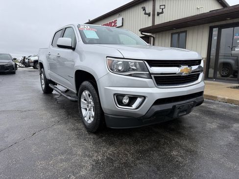 Used 2020 Chevrolet Colorado LT w/ LT Convenience Package AWD/4WD image 2