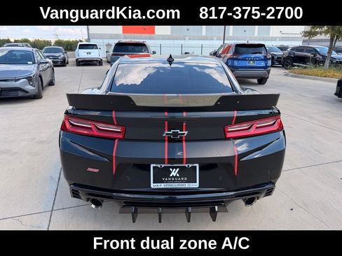 Used 2018 Chevrolet Camaro SS RWD image 3