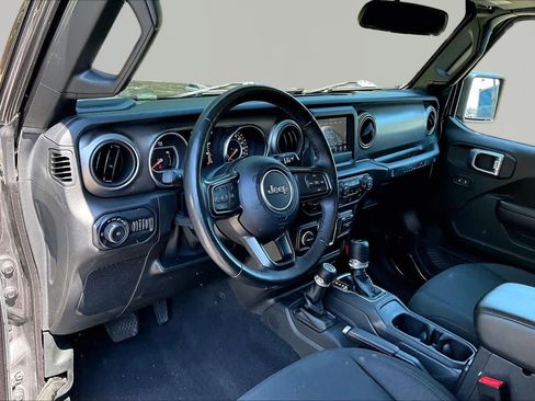 Used 2020 Jeep Wrangler Unlimited Sport S AWD/4WD image 18