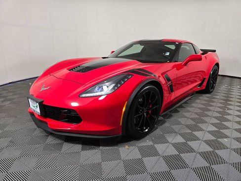 Used 2018 Chevrolet Corvette Grand Sport RWD image 3