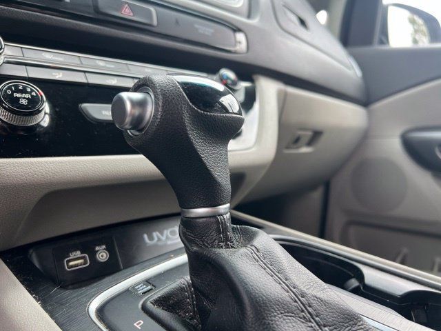 Used 2015 Kia Sedona LX FWD image 20