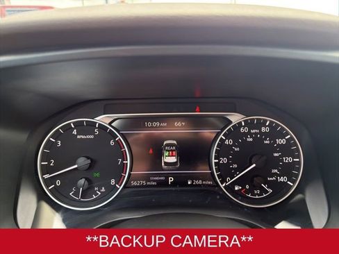 Used 2023 Nissan Rogue SV image 10