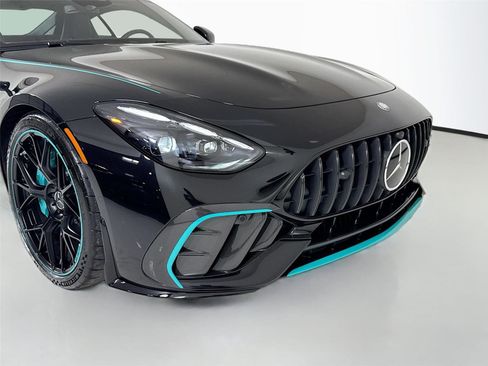 Used 2025 Mercedes-Benz AMG GT 63 image 33