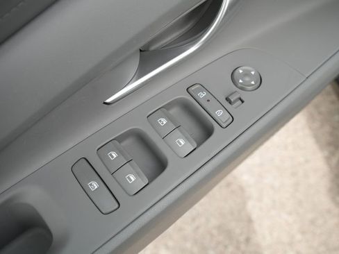 Certified 2025 Hyundai Elantra Blue image 21