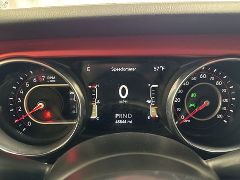 Used 2021 Jeep Wrangler Unlimited Rubicon AWD/4WD image 15