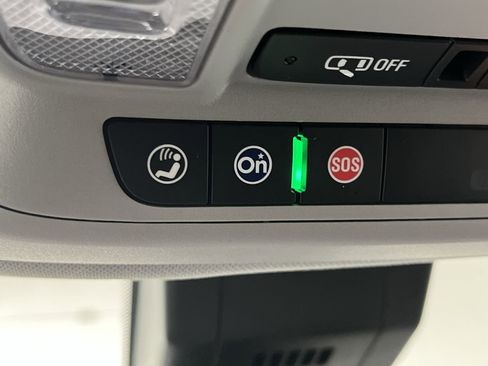 Certified 2023 Chevrolet Equinox Premier w/ LPO, Floor Liner Package image 27