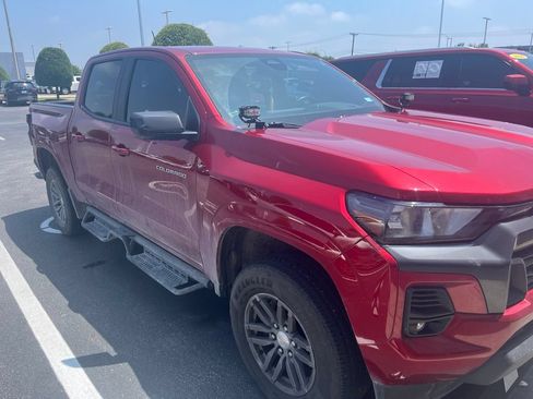 Used 2024 Chevrolet Colorado LT w/ LT Convenience Package RWD image 3