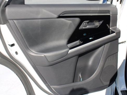 Certified 2025 Toyota bZ4X FWD image 13