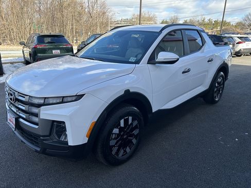Used 2026 Hyundai Santa Cruz SEL image 2
