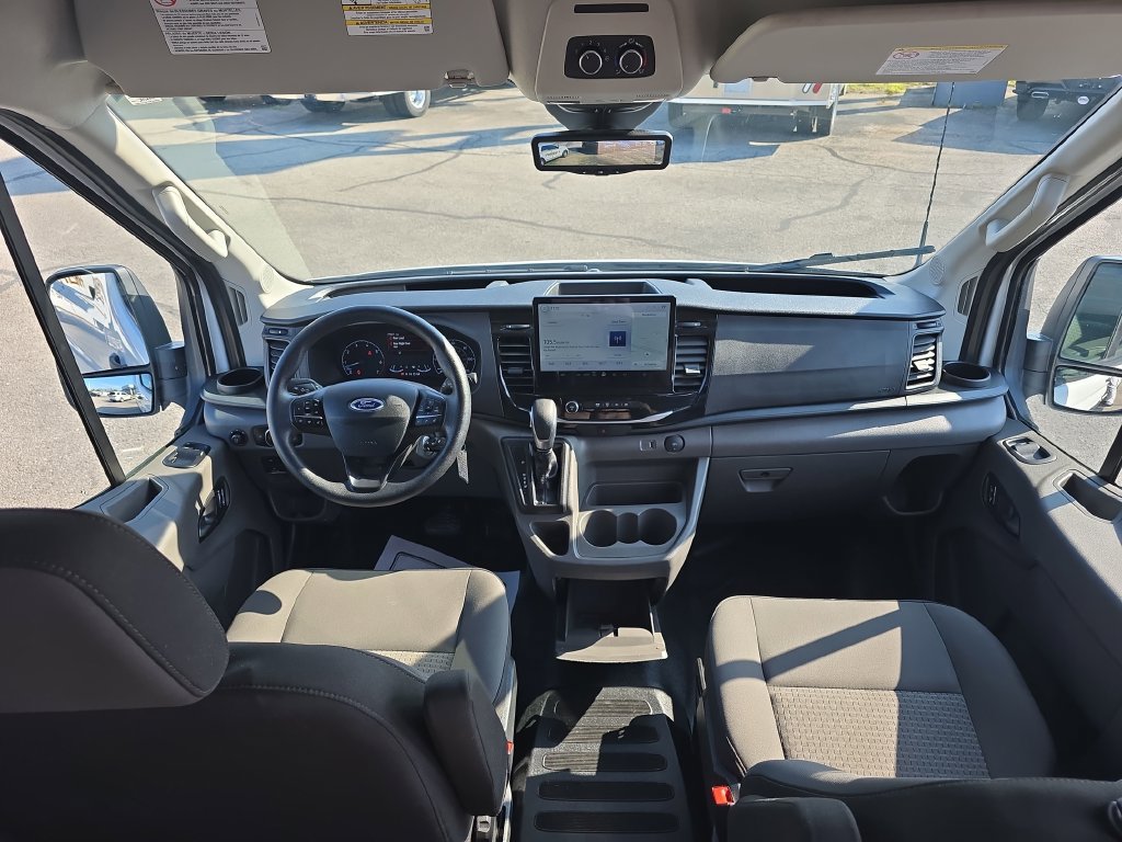 Used 2025 Ford Transit 350 XLT RWD image 18