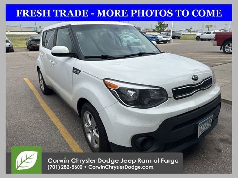 Used 2018 Kia Soul FWD image 1