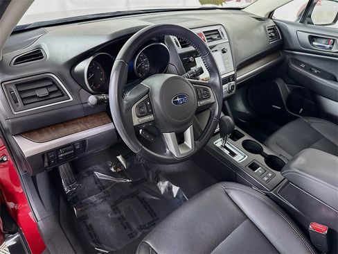 Used 2016 Subaru Outback 2.5i Limited w/ Popular Package #4 image 16