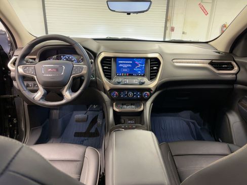 Used 2023 GMC Acadia Denali w/ Denali Ultimate Package image 15
