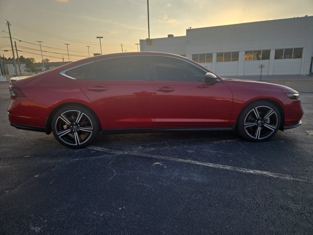 Used 2023 Honda Accord Sport image 9