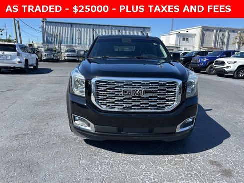 Used 2018 GMC Yukon Denali w/ Open Road Package image 2