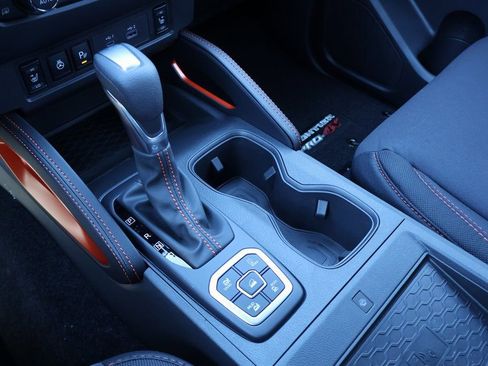 New 2026 Nissan Frontier PRO-4X w/ Pro-4x Convenience Package image 13