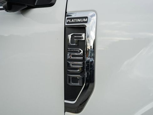 Used 2021 Ford F250 Platinum w/ Tremor Off-Road Package image 13