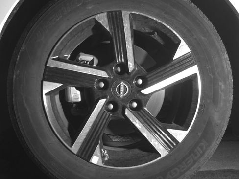 Used 2025 Nissan Sentra SV FWD image 9