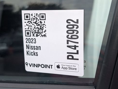 Used 2023 Nissan Kicks SR FWD image 29