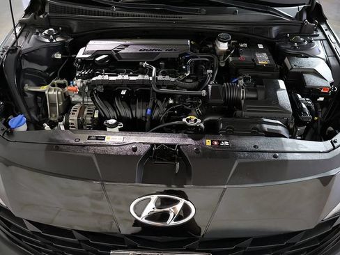 Used 2023 Hyundai Elantra SEL FWD image 34
