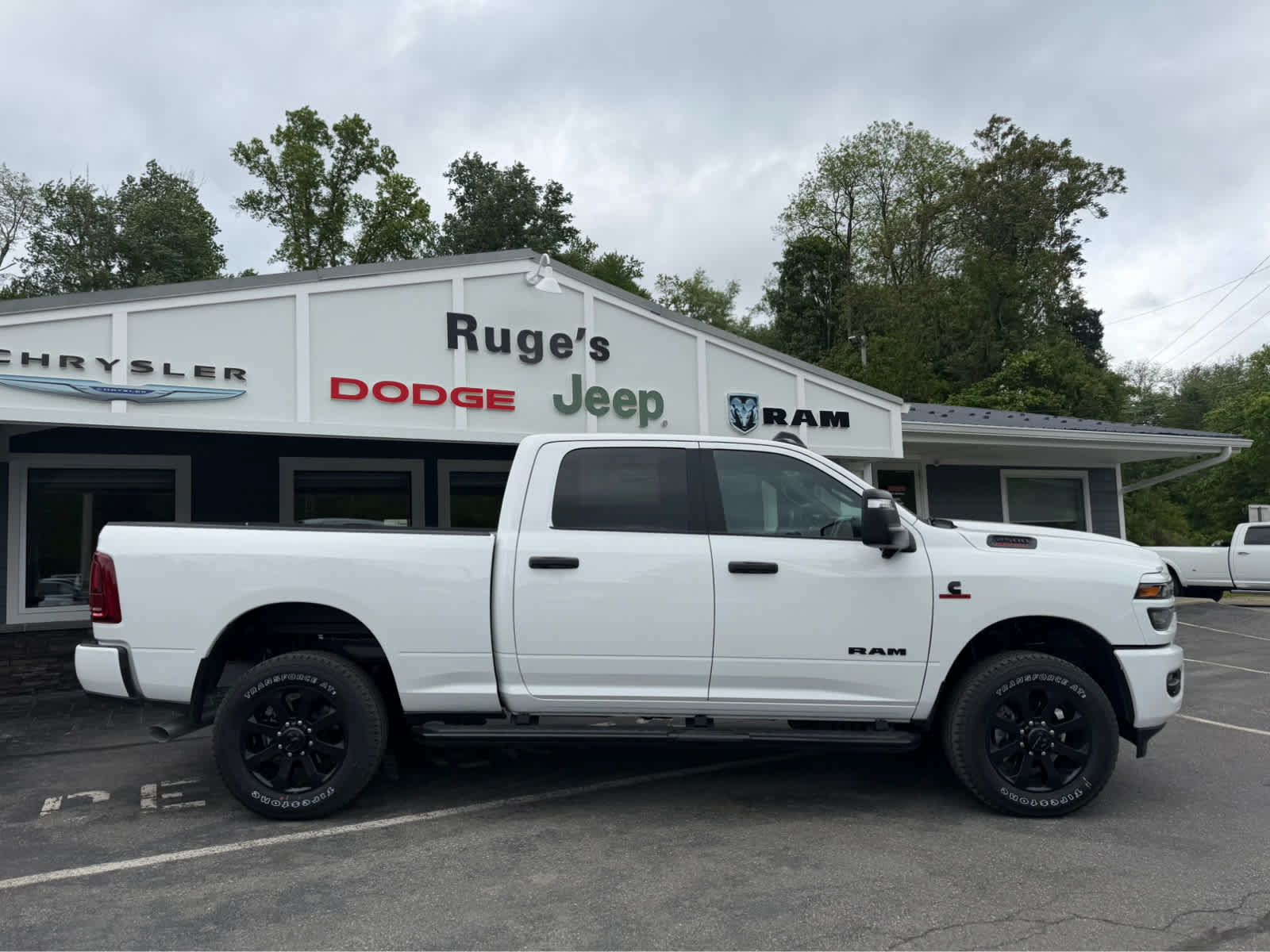 New 2026 RAM 2500 Big Horn AWD/4WD image 6