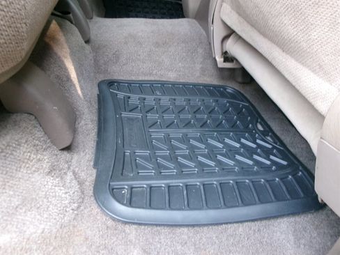 Used 2000 Toyota 4Runner SR5 image 28