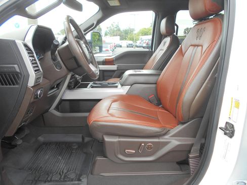 Used 2020 Ford F250 King Ranch w/ King Ranch Ultimate Package AWD/4WD image 5