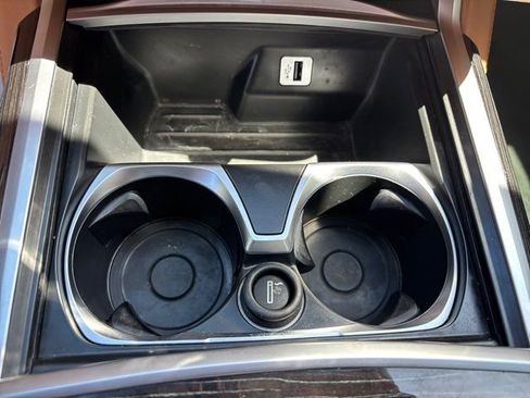 Used 2018 BMW 750i RWD image 36