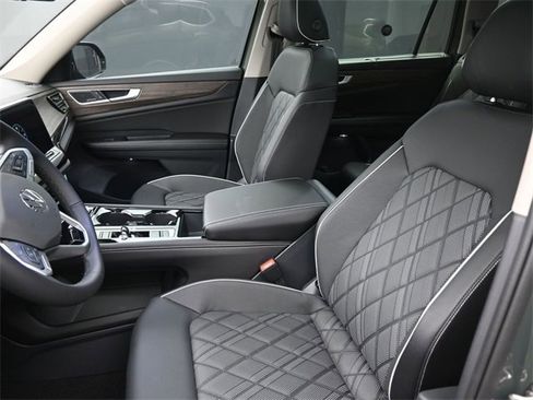 New 2026 Volkswagen Atlas SEL Premium R-Line image 19