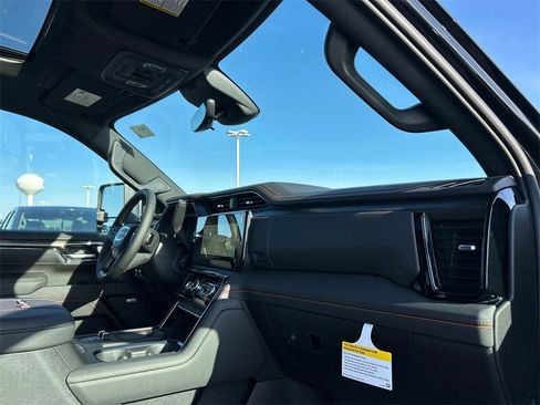 New 2026 GMC Sierra 3500 AT4 w/ AT4 Premium Plus Package image 42