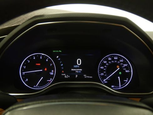 Used 2019 Toyota Avalon Limited image 22