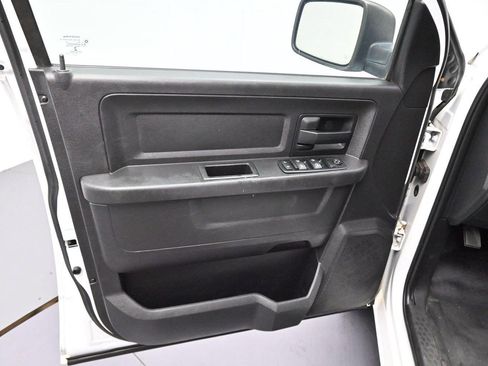 Used 2015 RAM 1500 Tradesman w/ Popular Equipment Group AWD/4WD image 9
