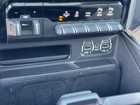 Used 2022 RAM 1500 Limited image 24