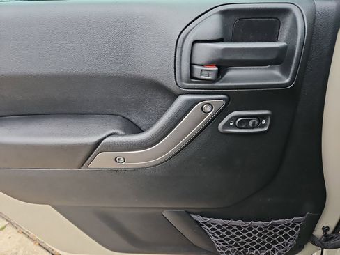 Used 2017 Jeep Wrangler Unlimited Sport w/ Quick Order Package 24S image 22