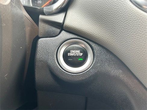 Used 2021 Chevrolet Equinox LT w/ LPO, Floor Liner Package image 24