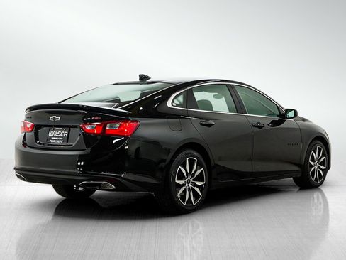 Used 2023 Chevrolet Malibu RS image 5