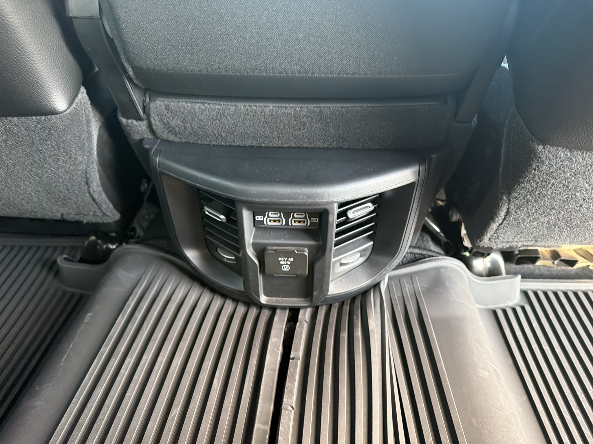 Used 2024 RAM 2500 Laramie w/ Safety Group AWD/4WD image 25
