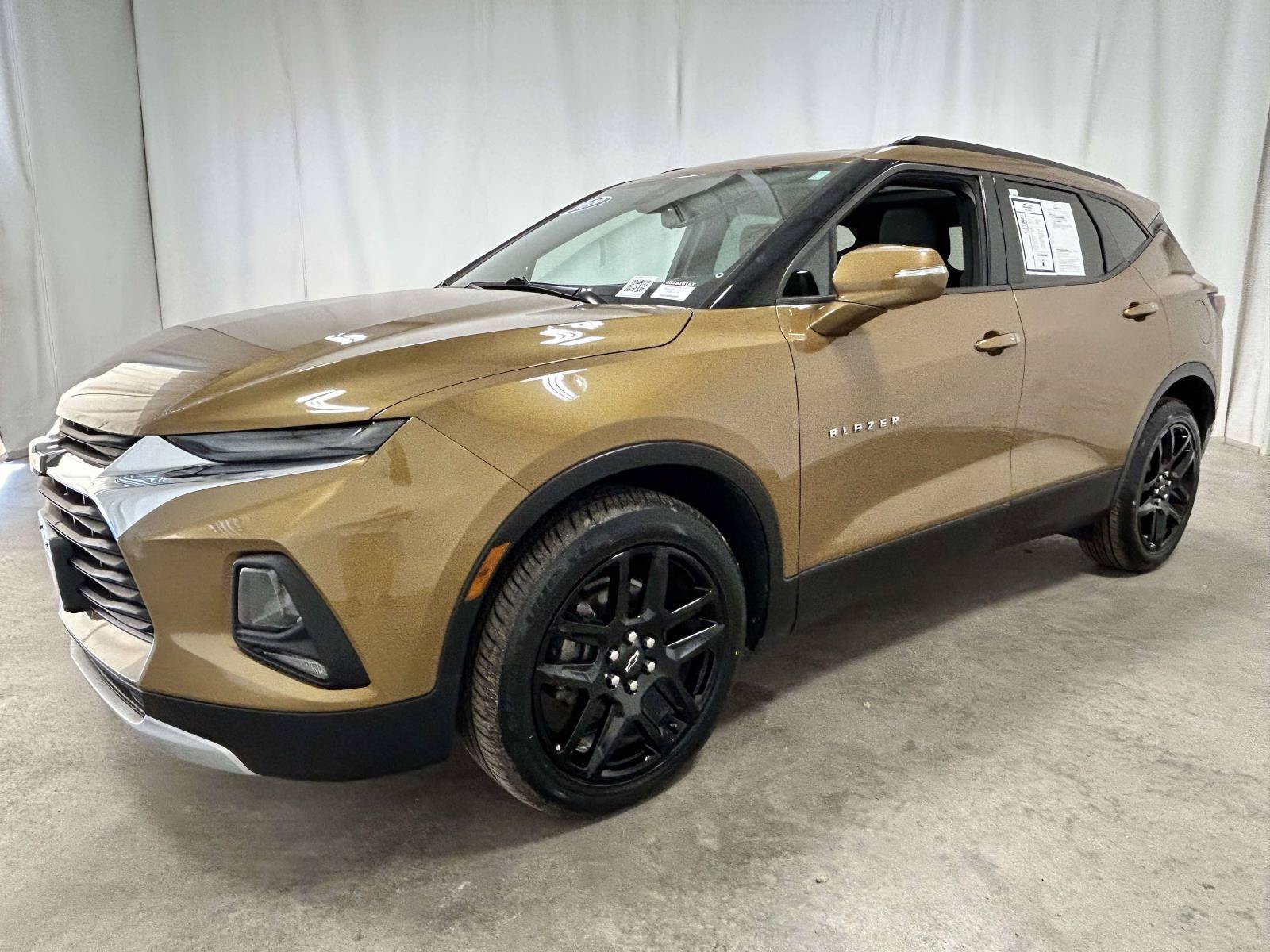 Used 2019 Chevrolet Blazer LT w/ Sun and Wheels Package FWD image 5