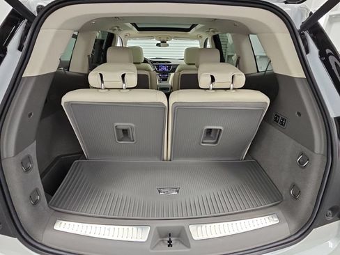 Used 2024 Cadillac XT6 Premium Luxury AWD/4WD image 38
