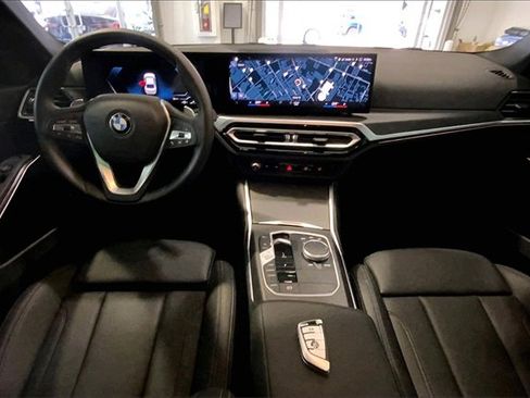 Used 2023 BMW 330i Sedan w/ Convenience Package image 11