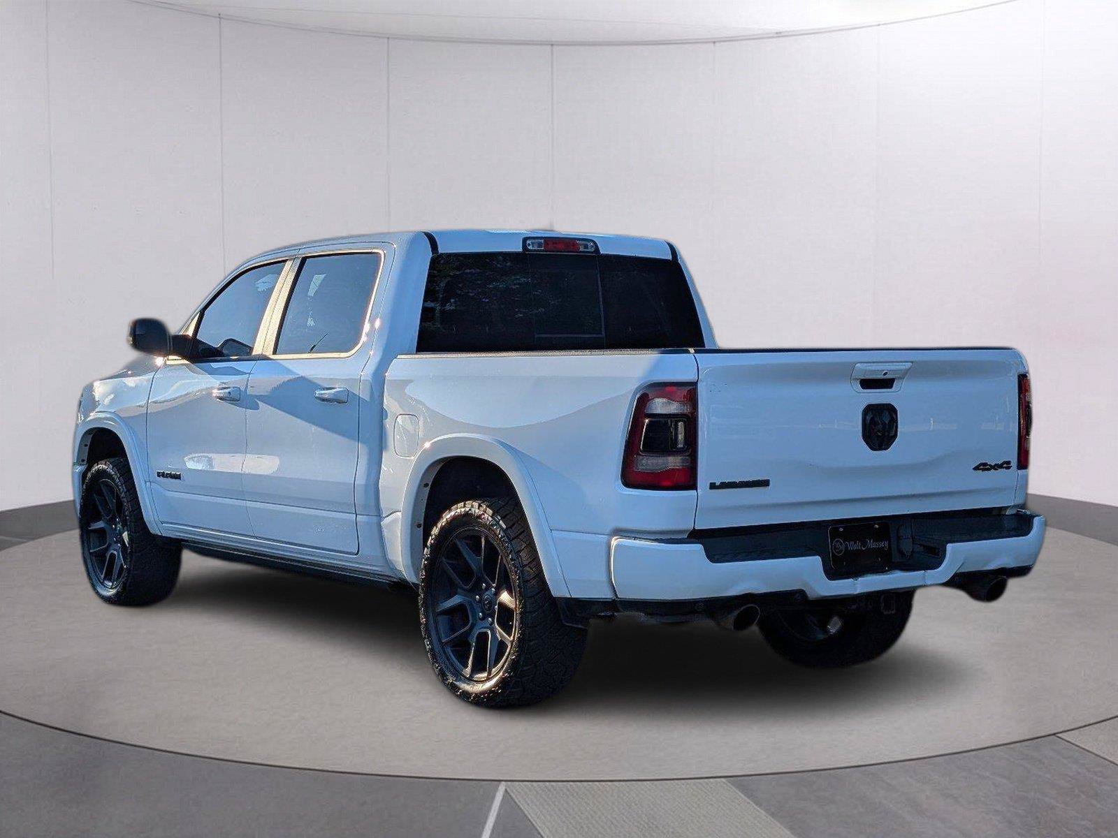 Used 2021 RAM 1500 Laramie AWD/4WD image 3