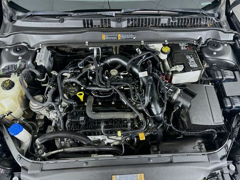 Used 2020 Ford Fusion SE FWD image 30