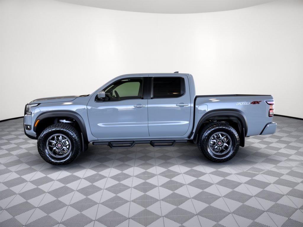 Used 2025 Nissan Frontier PRO-4X w/ Pro Convenience Package AWD/4WD image 2