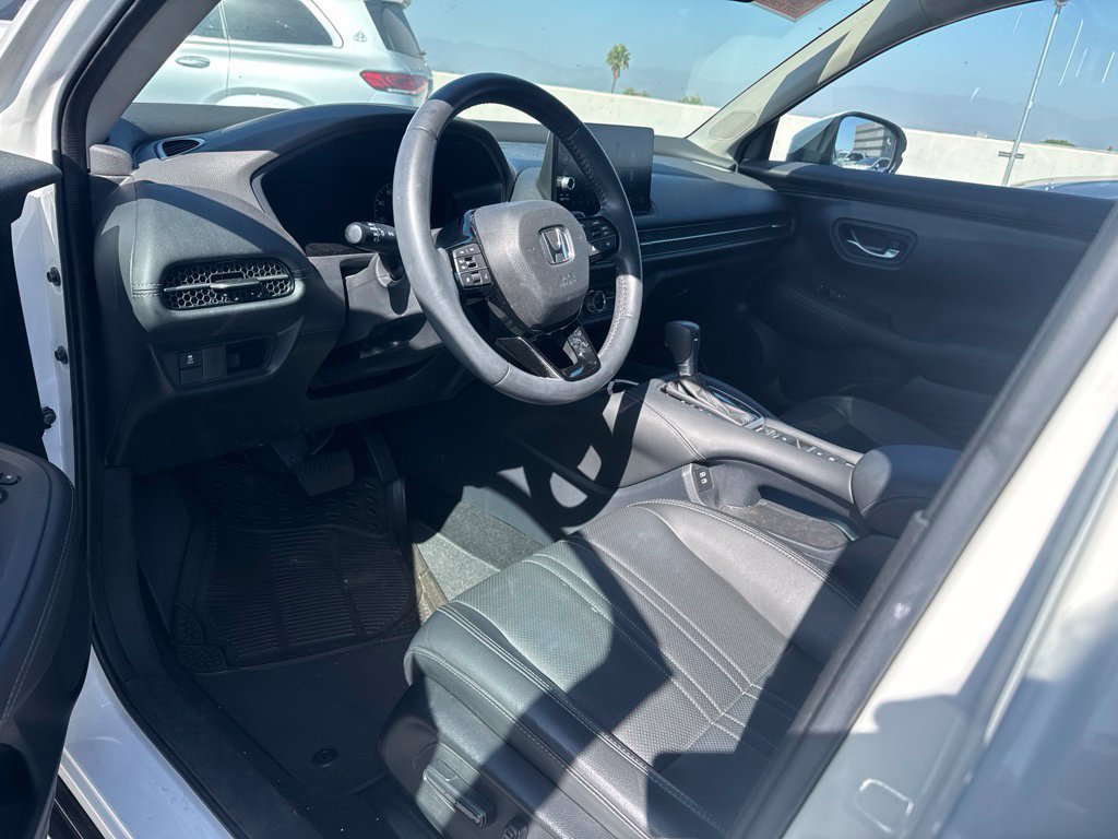 Used 2024 Honda HR-V EX-L image 7