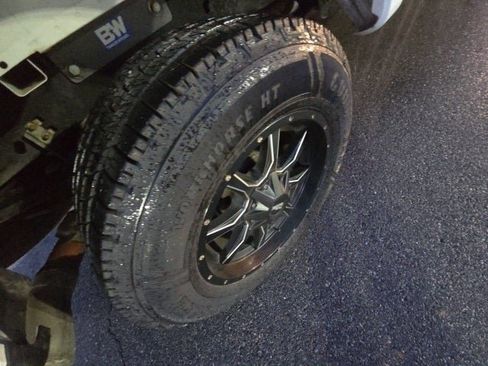 Used 2019 Ford F250 XLT image 18