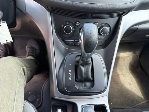 Used 2014 Ford Escape SE FWD image 17