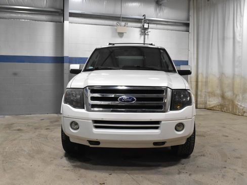 Used 2013 Ford Expedition Limited image 26