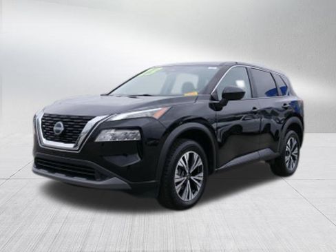 Used 2023 Nissan Rogue SV image 7